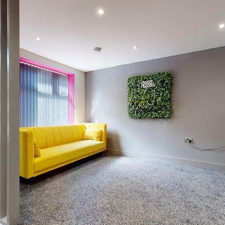 Neat Retreat Graig Pontypridd Villa Ngoại thất bức ảnh