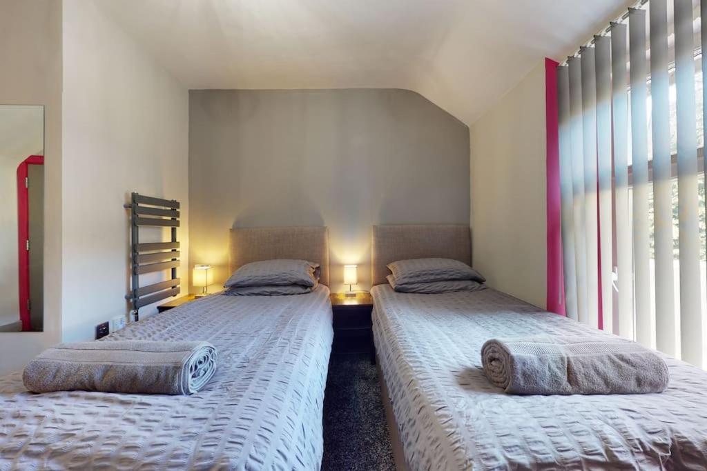 Neat Retreat Graig Pontypridd Villa Ngoại thất bức ảnh